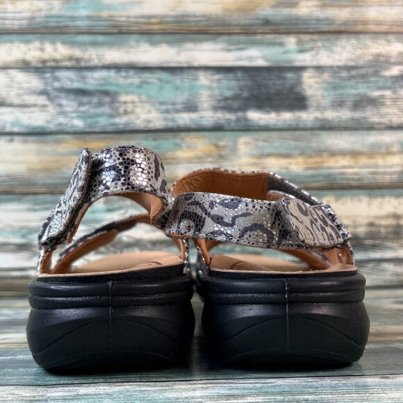 Revere Slingback Comfort Sandal 5M Silver Leather Open Toe Arch Support Walking - Picture 5 of 11